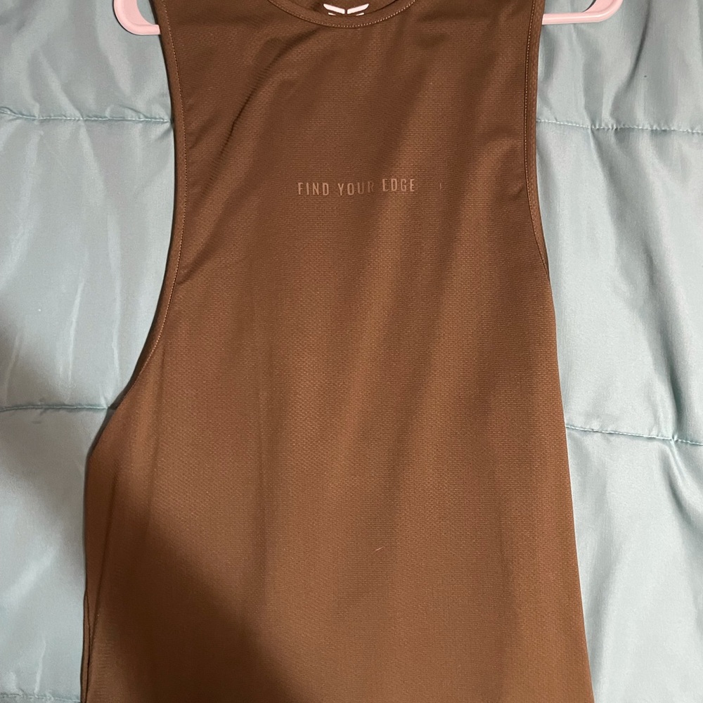 Edge Lifestyle Tank, M, Never Worn